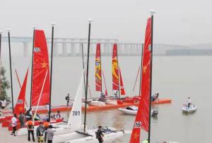 競帆黃河！首屆三門峽“黃河船奇”帆船公開賽起航